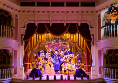 東京迪士尼必吃 3 大表演餐廳✨ 吃飯兼看秀超療癒！